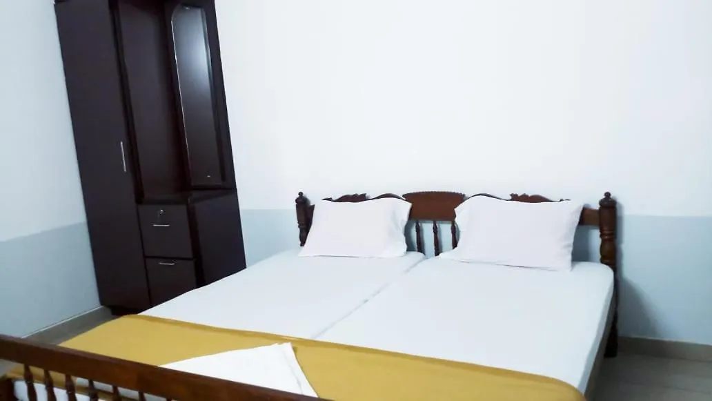 Jinan Palace Out House Nedumbassery Apartment